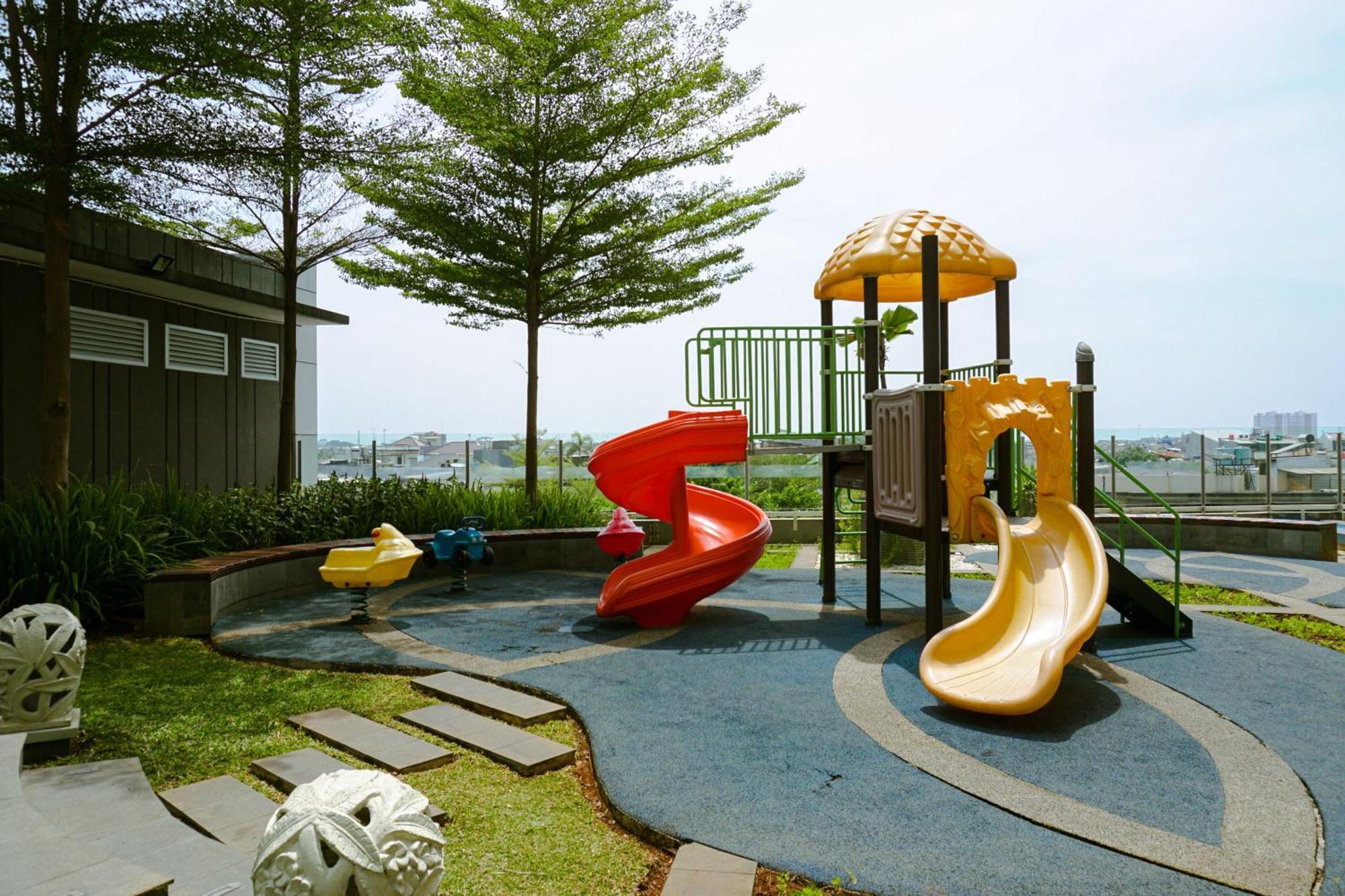 Scenic And Comfortable 2br Sky Terrace By Travelio *