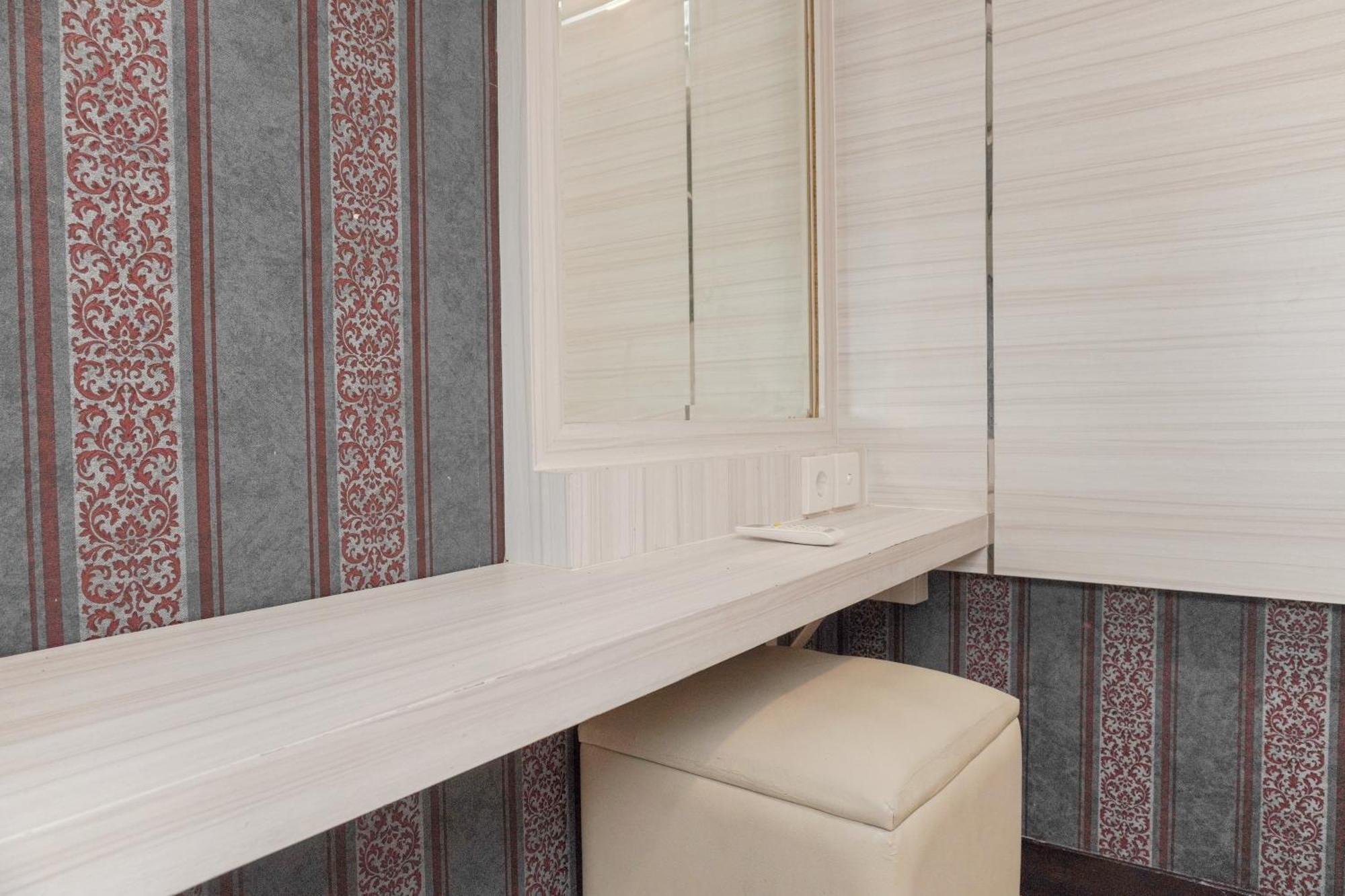 Scenic And Comfortable 2br Sky Terrace By Travelio Jakarta