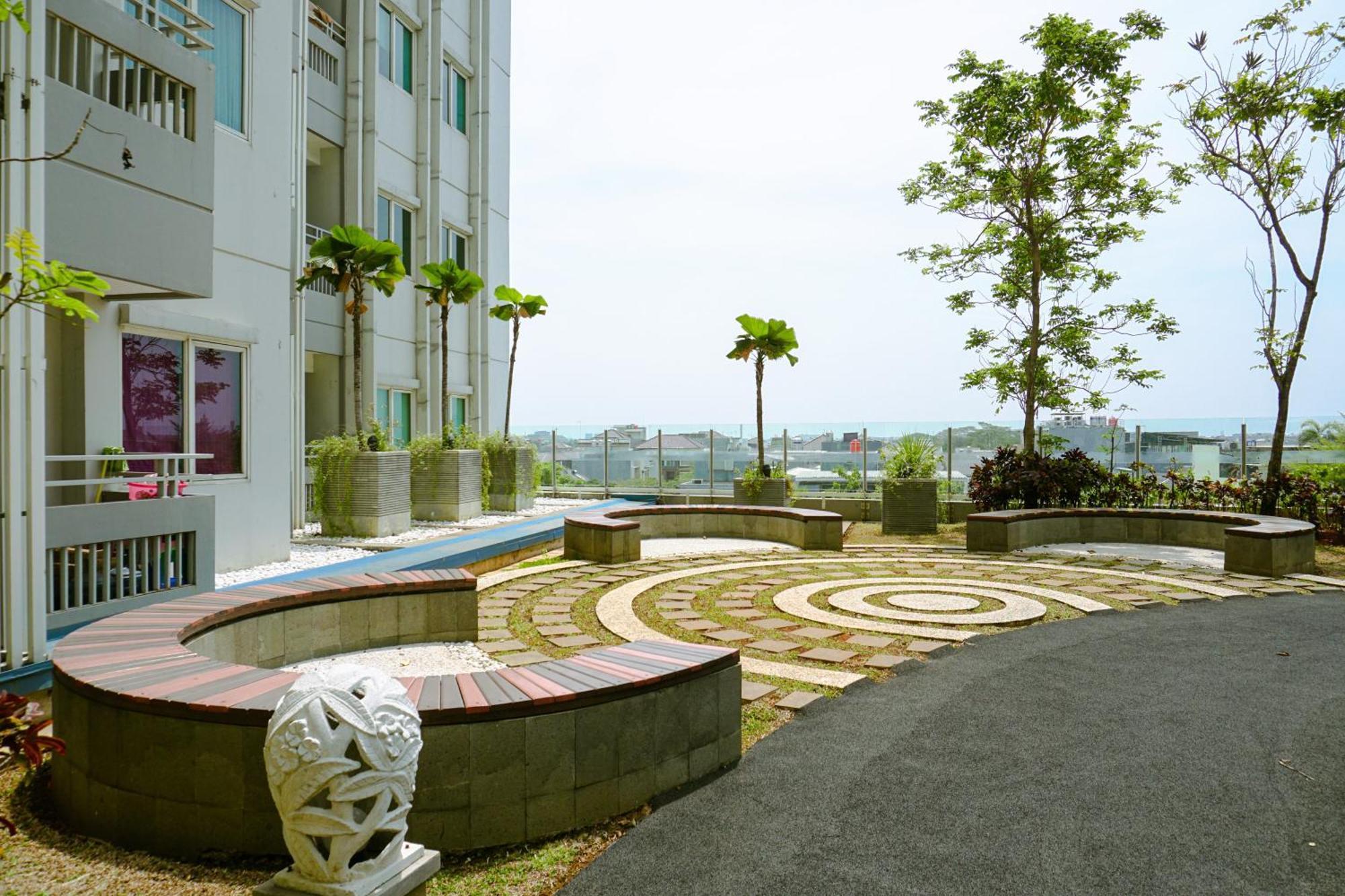 Apartment Scenic And Comfortable 2br Sky Terrace By Travelio Jakarta